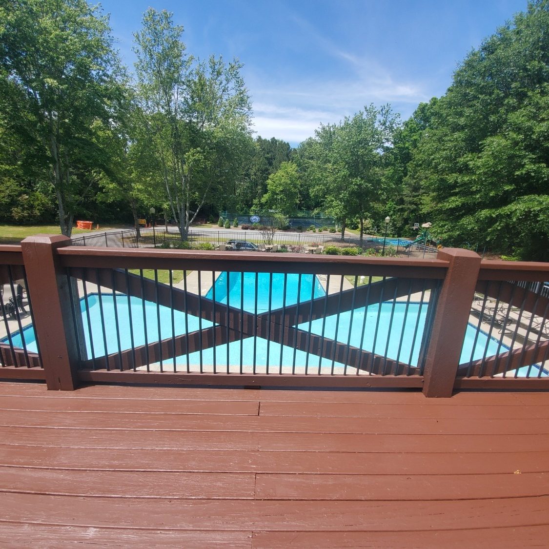 Deck Staining Lawrenceville, GA